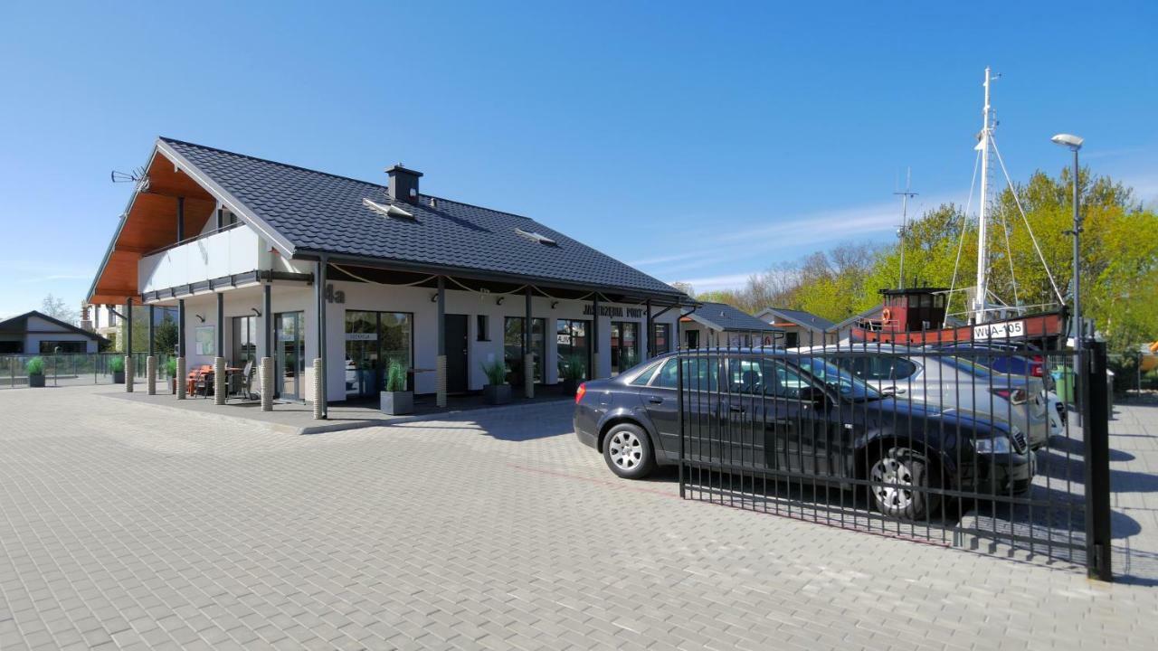 Jastrzebia Port Villa Jastrzębia Góra Екстериор снимка